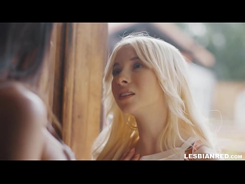 ❤️ Yarinyar ta dawo gida bayan 'yan watanni kuma ta ƙare har tana cin farjin uwarta ❌ a batsa% ha.porn-mate.ru ❤